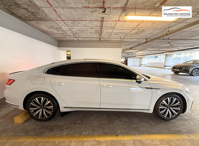 Volkswagen Arteon 2.0TSI Sport full