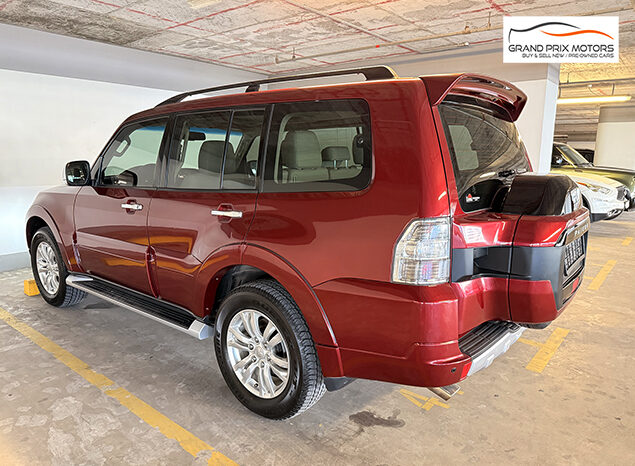 Mitsubishi Pajero GLS V6 3.8 7 Seater full