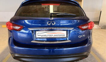 Infiniti QX70 Excellence V6 3.7 full