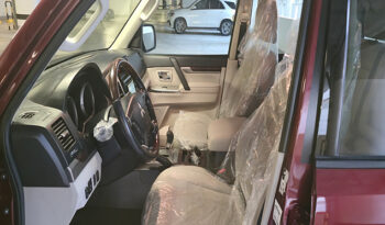 Mitsubishi Pajero GLS V6 3.8 7 Seater full